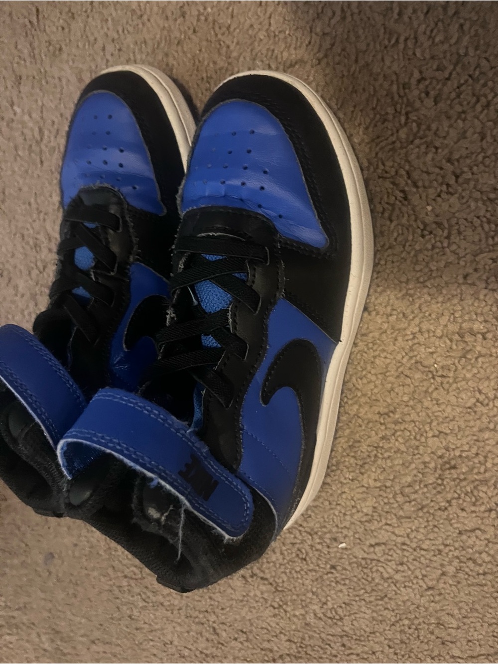 Nike Kids High-Top Sneakers in Blue and Black - Picture 3 of 5